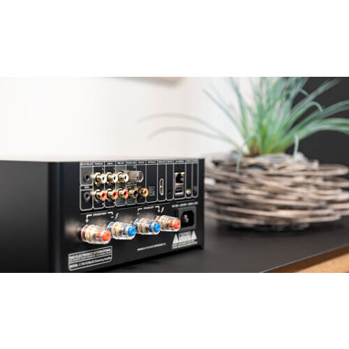 NAD C700v2 BluOS Verstärker